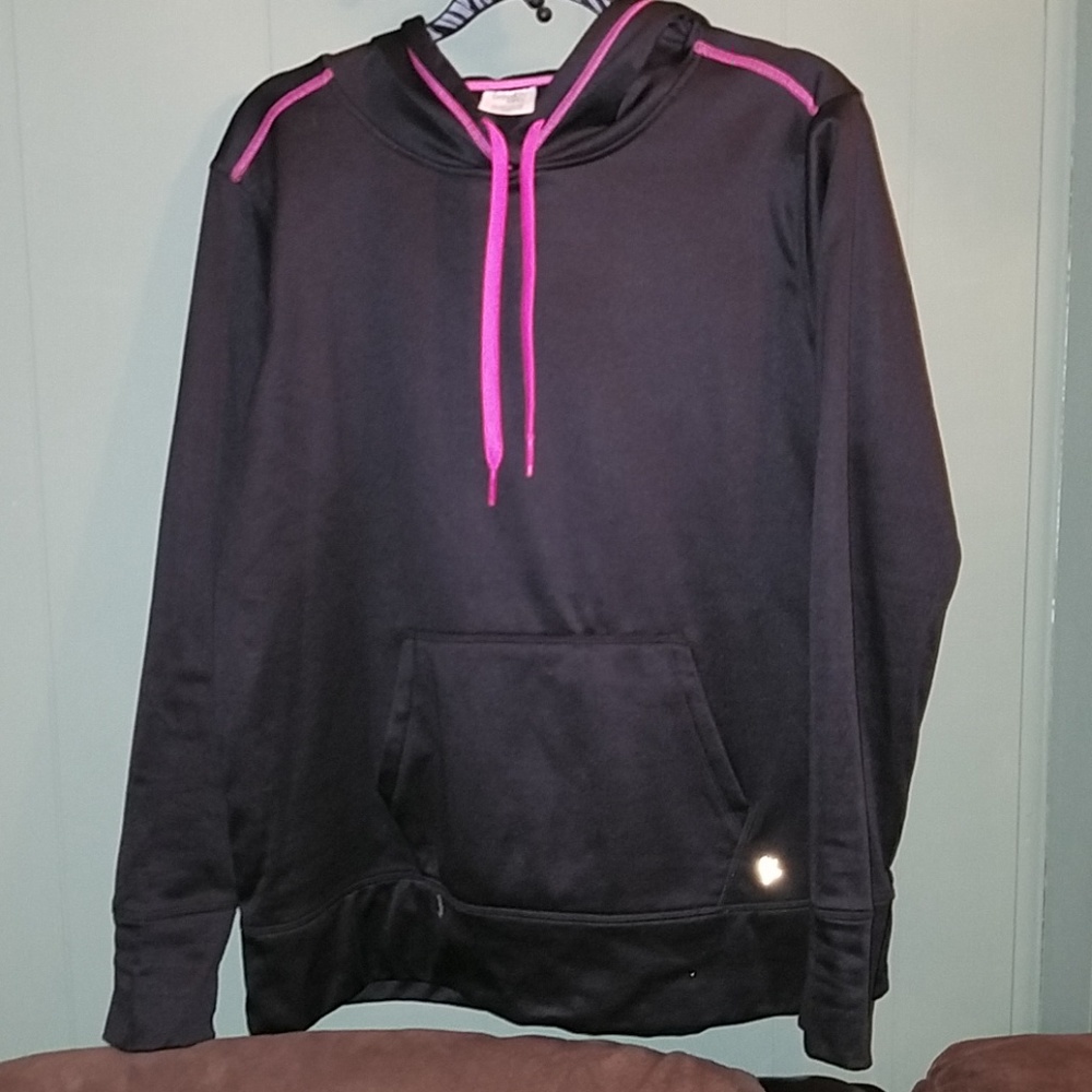 Danskin Now. Lightweight hoodie.